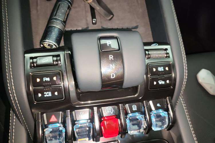 Used Formula Leopard 5 2025 TianShen Intelligent Driving Ultra Edition Gear Lever