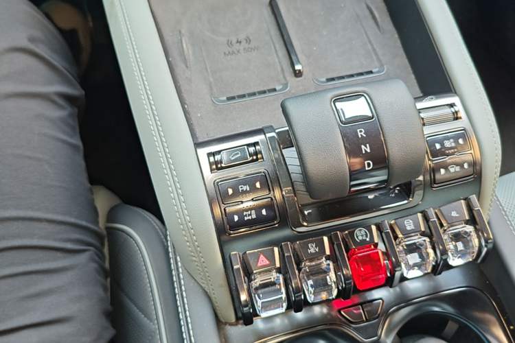 Used Formula Leopard 5 2025 TianShen Intelligent Driving Ultra Edition Gear Lever