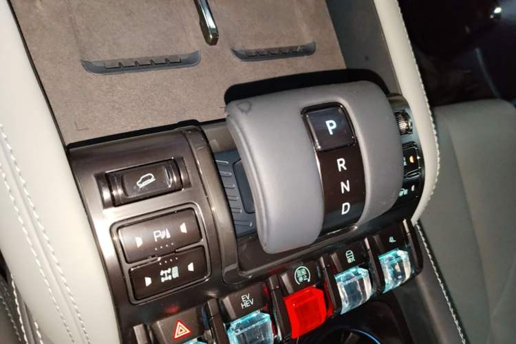 Used Formula Leopard 5 2025 TianShen Intelligent Driving Ultra Edition Gear Lever