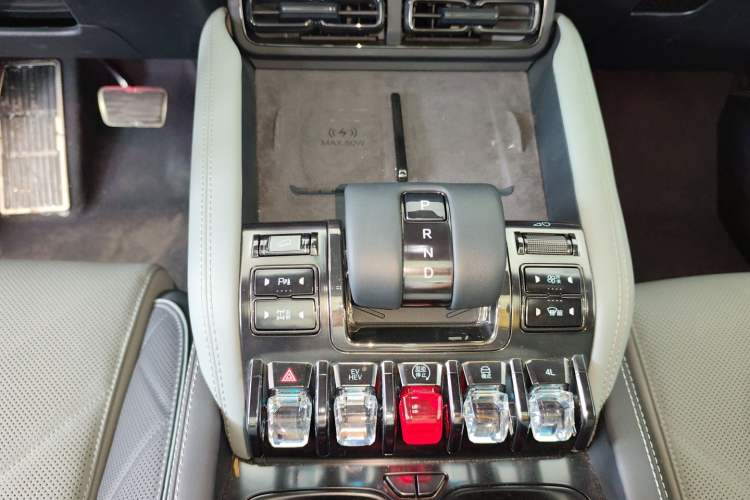 Used Formula Leopard 5 2025 TianShen Intelligent Driving Ultra Edition Gear Lever