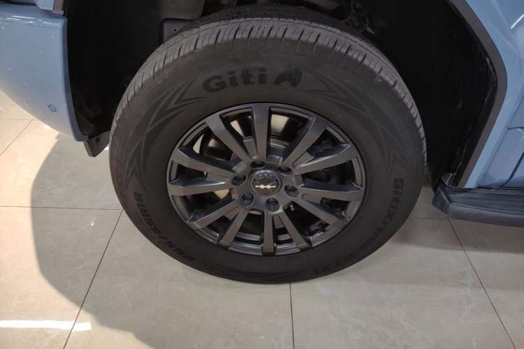 Used Formula Leopard 5 2025 TianShen Intelligent Driving Ultra Edition Left Front Wheel Hub
