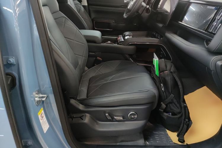 Used Formula Leopard 5 2025 TianShen Intelligent Driving Ultra Edition Right Front Seat