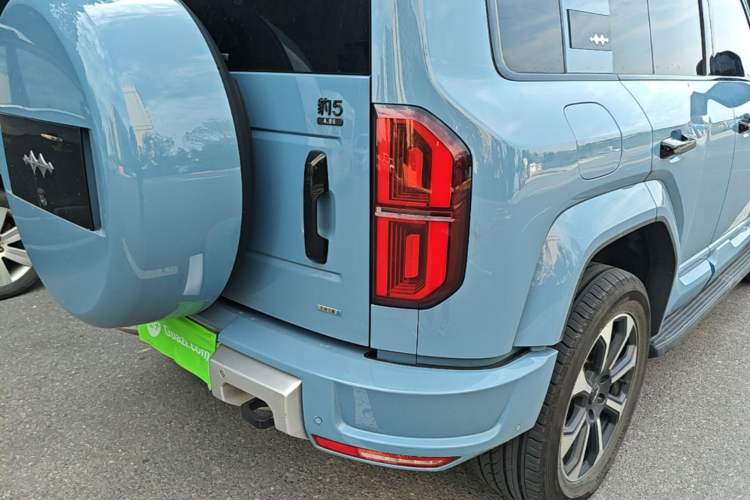 Used Formula Leopard 5 2025 TianShen Intelligent Driving Ultra Edition Right Rear Taillight