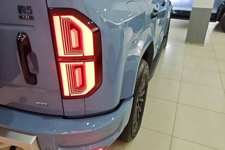 Used Formula Leopard 5 2025 TianShen Intelligent Driving Ultra Edition Right Rear Taillight