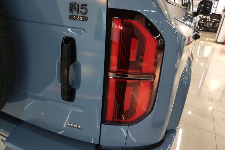Used Formula Leopard 5 2025 TianShen Intelligent Driving Ultra Edition Right Rear Taillight