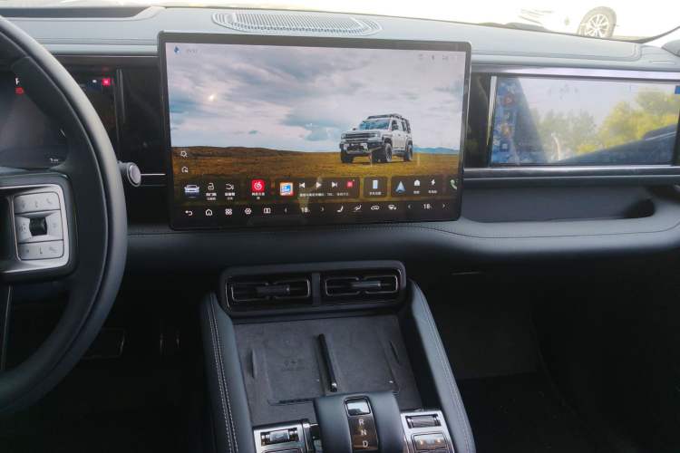 Used Formula Leopard 5 2025 TianShen Intelligent Driving Ultra Edition Audio And AC Panel