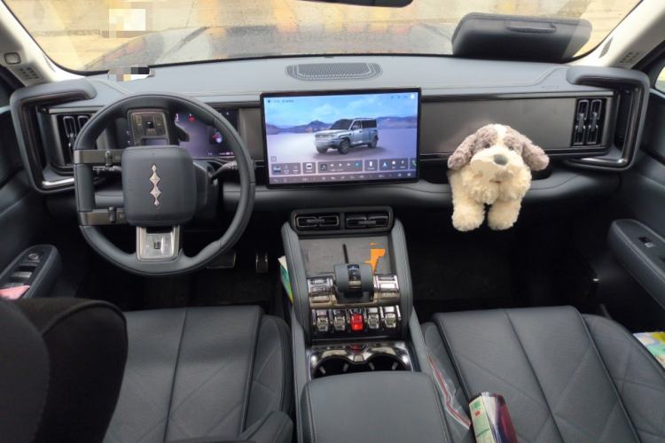 Used Formula Leopard 5 2025 TianShen Intelligent Driving Max Edition Center Console