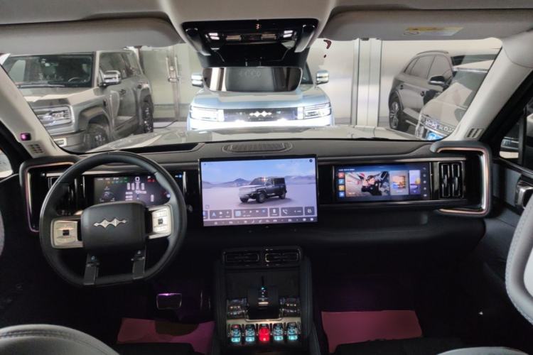 Used Formula Leopard 5 2025 TianShen Intelligent Driving Ultra Edition Center Console
