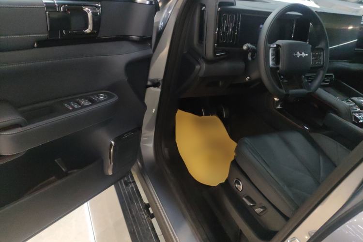 Used Formula Leopard 5 2025 Cloud Ride Laser-based Kunpeng Intelligent Driving Edition Driver Seat