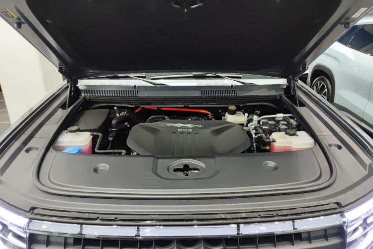 Used Formula Leopard 5 2025 TianShen Intelligent Driving Max Edition Engine Bay