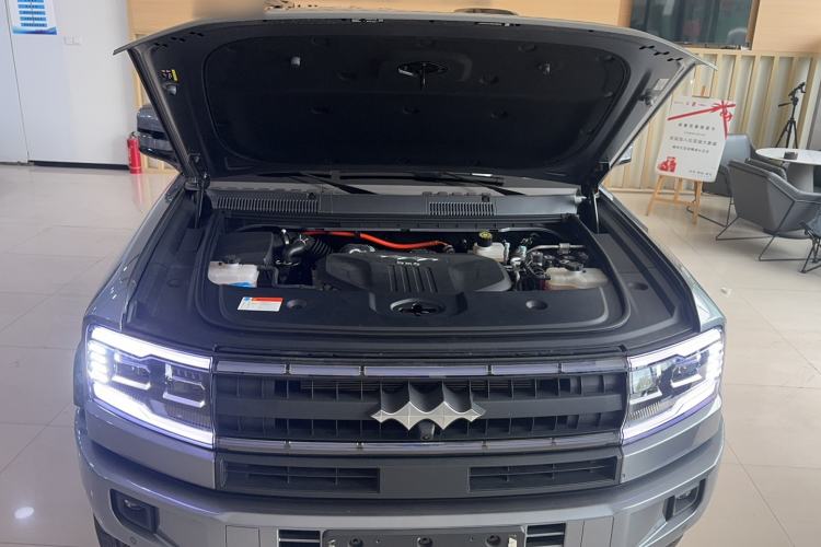 Used Formula Leopard 5 2025 TianShen Intelligent Driving Ultra Edition Engine Bay