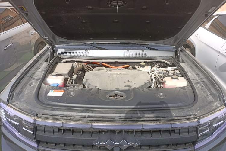 Used Formula Leopard 5 2025 TianShen Intelligent Driving Ultra Edition Engine Bay