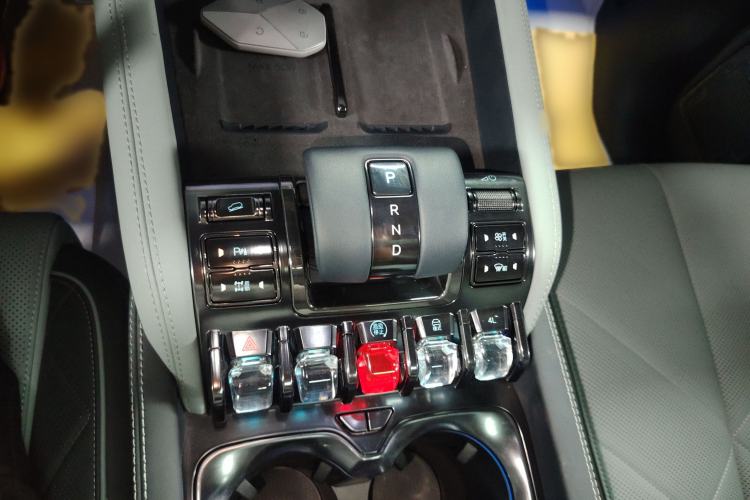 Used Formula Leopard 5 2025 TianShen Intelligent Driving Ultra Edition Gear Lever