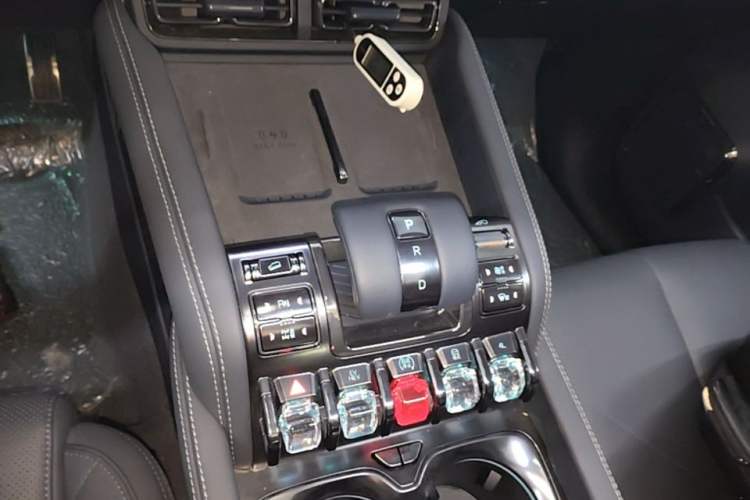 Used Formula Leopard 5 2025 TianShen Intelligent Driving Ultra Edition Gear Lever