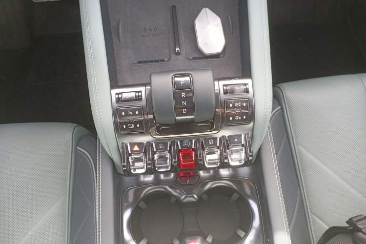 Used Formula Leopard 5 2025 TianShen Intelligent Driving Ultra Edition Gear Lever