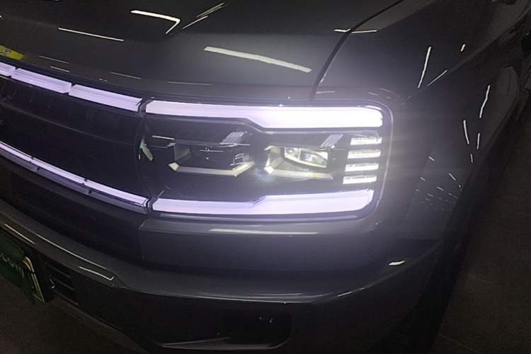 Used Formula Leopard 5 2025 TianShen Intelligent Driving Ultra Edition Left Front Headlight