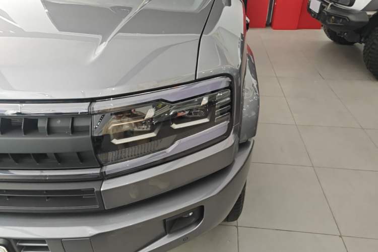 Used Formula Leopard 5 2025 Cloud Ride Laser-based Kunpeng Intelligent Driving Edition Left Front Headlight