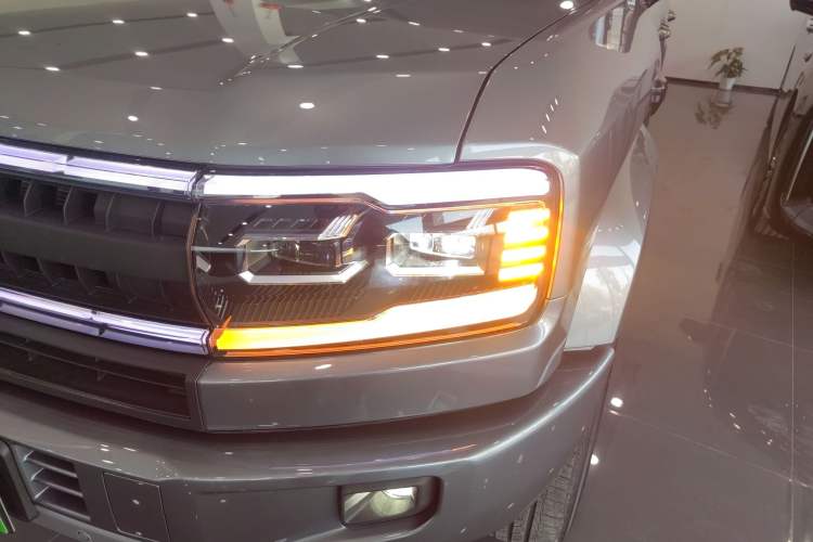 Used Formula Leopard 5 2025 TianShen Intelligent Driving Ultra Edition Left Front Headlight