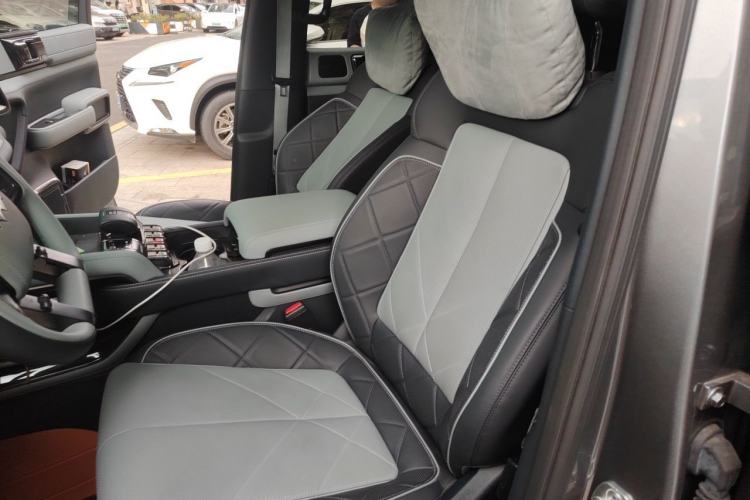 Used Formula Leopard 5 2025 TianShen Intelligent Driving Ultra Edition Left Front Seat