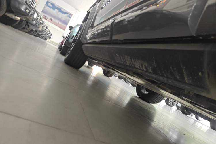 Used Formula Leopard 5 2025 Cloud Ride Laser-based Kunpeng Intelligent Driving Edition Left Side Sill