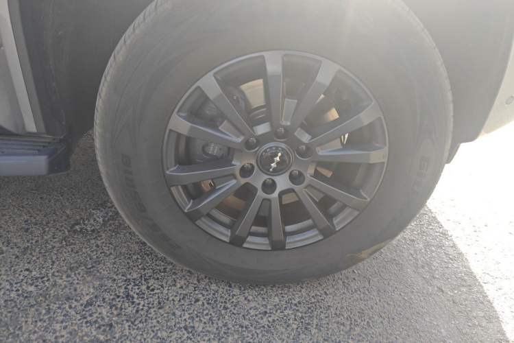 Used Formula Leopard 5 2025 TianShen Intelligent Driving Ultra Edition Right Front Wheel Hub