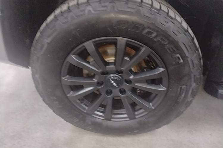 Used Formula Leopard 5 2025 TianShen Intelligent Driving Ultra Edition Right Rear Wheel Hub