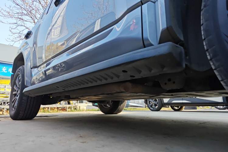 Used Formula Leopard 5 2025 TianShen Intelligent Driving Ultra Edition Right Side Sill