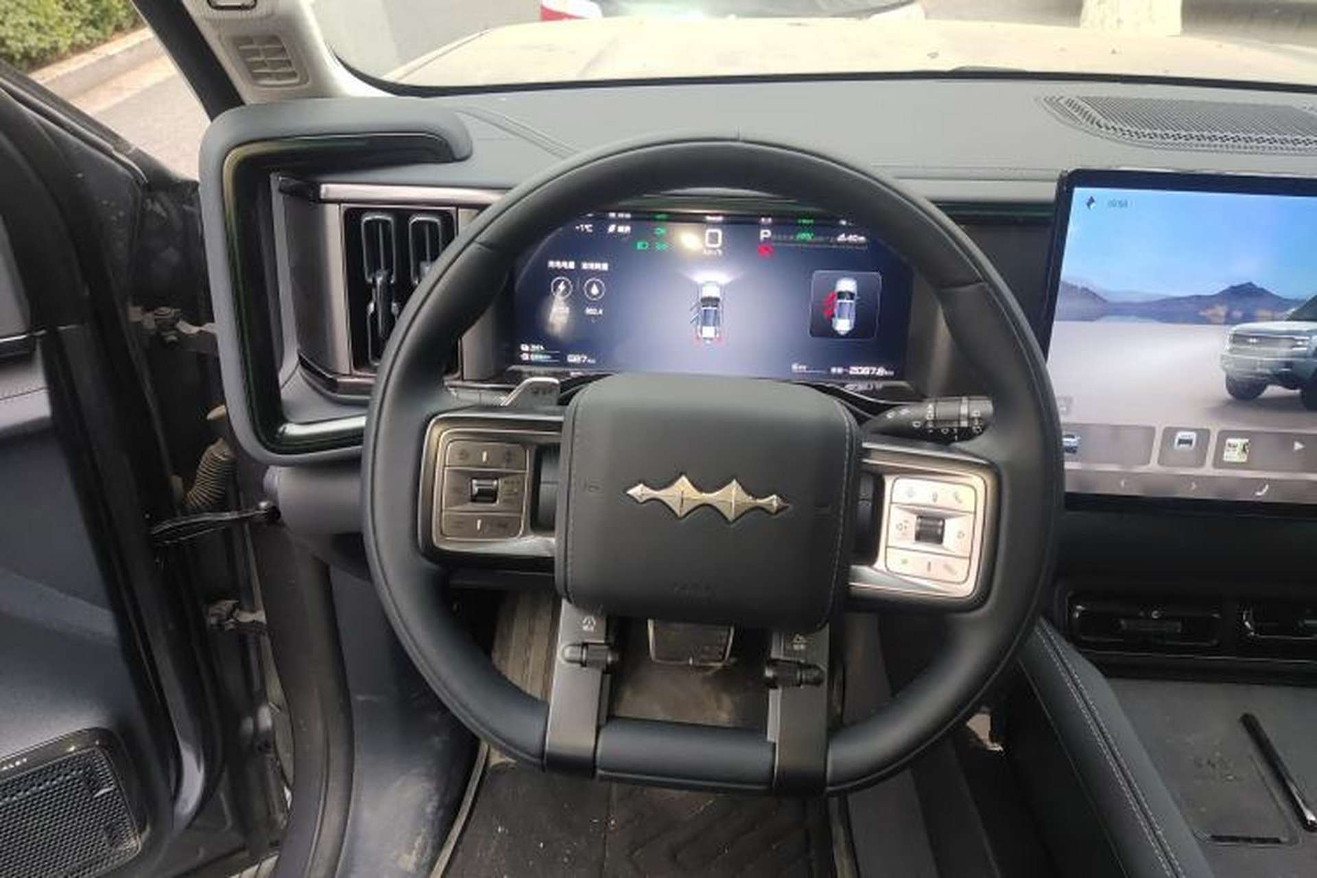 Used Formula Leopard 5 2025 TianShen Intelligent Driving Max Edition Steering Wheel