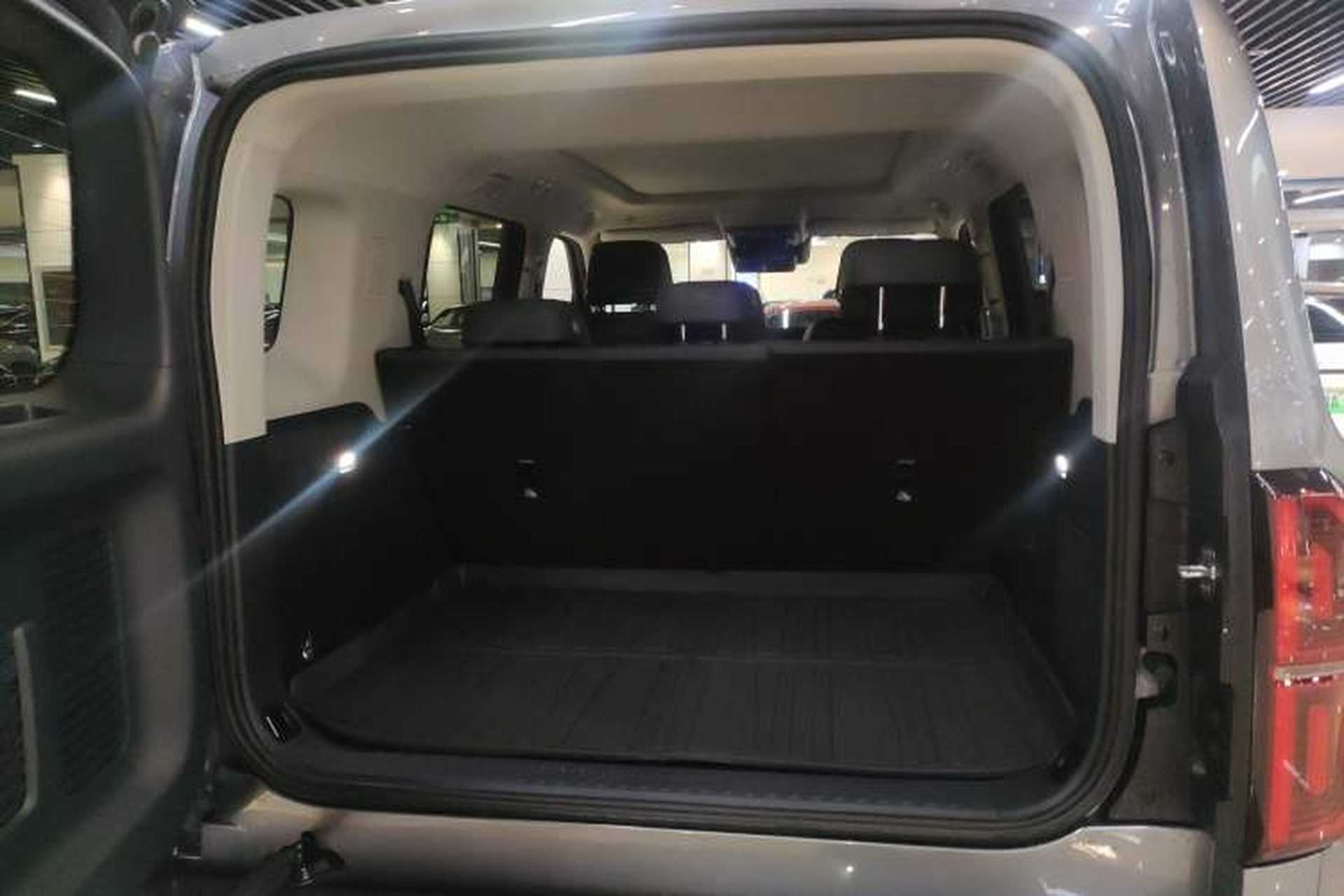 Used Formula Leopard 5 2025 Cloud Ride Laser-based Kunpeng Intelligent Driving Edition Trunk