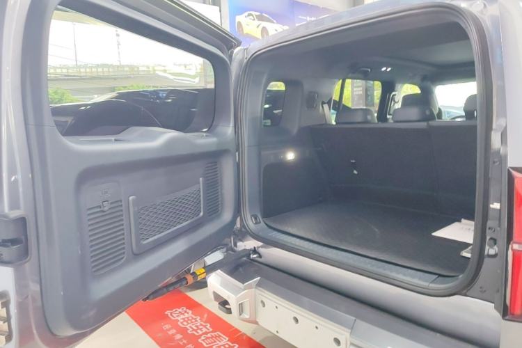 Used Formula Leopard 5 2025 TianShen Intelligent Driving Max Edition Trunk