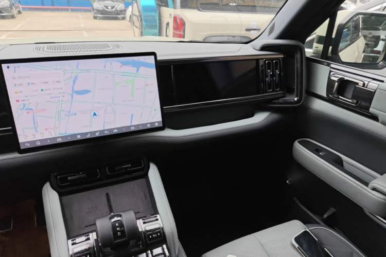 Used Formula Leopard 5 2025 TianShen Intelligent Driving Ultra Edition Audio And AC Panel