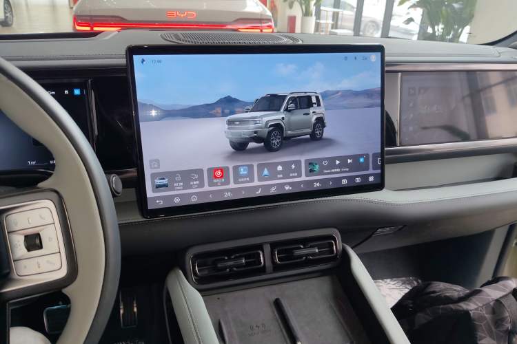 Used Formula Leopard 5 2025 TianShen Intelligent Driving Ultra Edition Audio And AC Panel