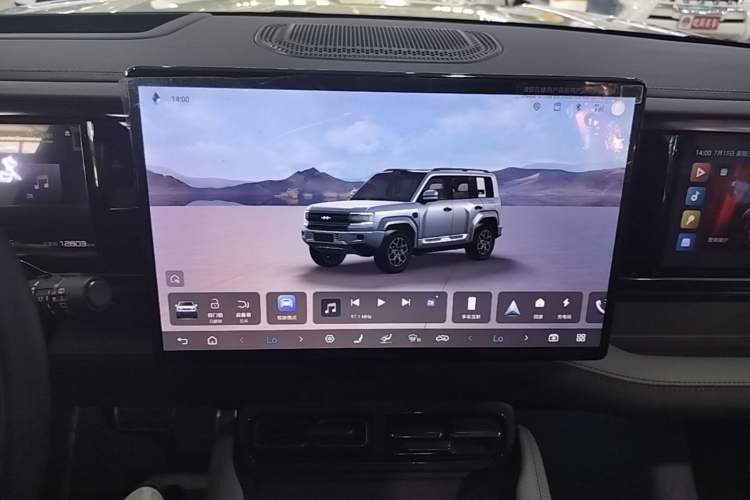 Used Formula Leopard 5 2025 TianShen Intelligent Driving Ultra Edition Audio And AC Panel