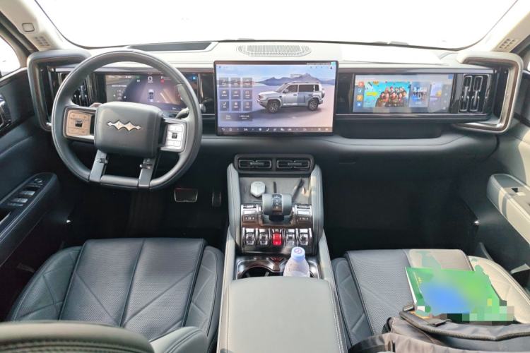 Used Formula Leopard 5 2025 TianShen Intelligent Driving Ultra Edition Center Console