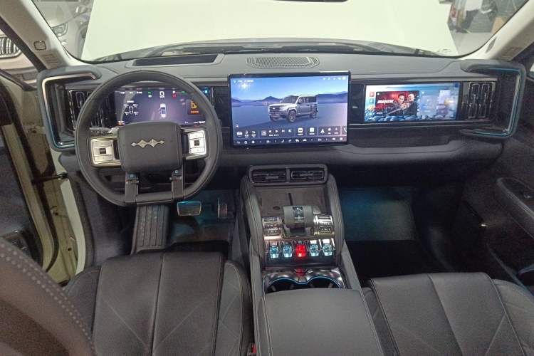 Used Formula Leopard 5 2025 TianShen Intelligent Driving Ultra Edition Center Console