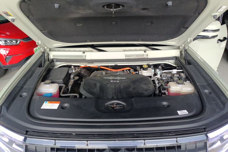 Used Formula Leopard 5 2025 TianShen Intelligent Driving Ultra Edition Engine Bay
