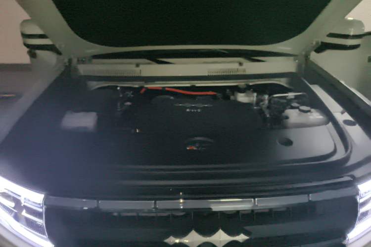 Used Formula Leopard 5 2025 TianShen Intelligent Driving Ultra Edition Engine Bay