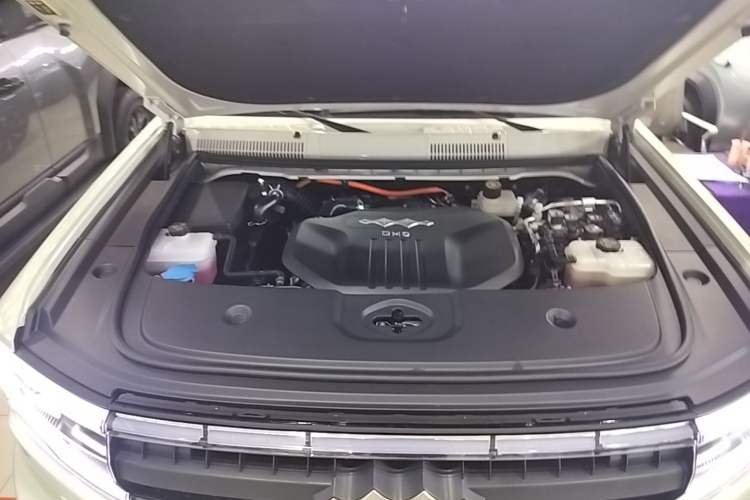 Used Formula Leopard 5 2025 TianShen Intelligent Driving Ultra Edition Engine Bay
