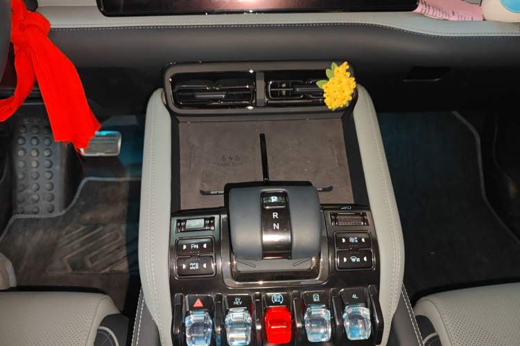 Used Formula Leopard 5 2025 TianShen Intelligent Driving Ultra Edition Gear Lever
