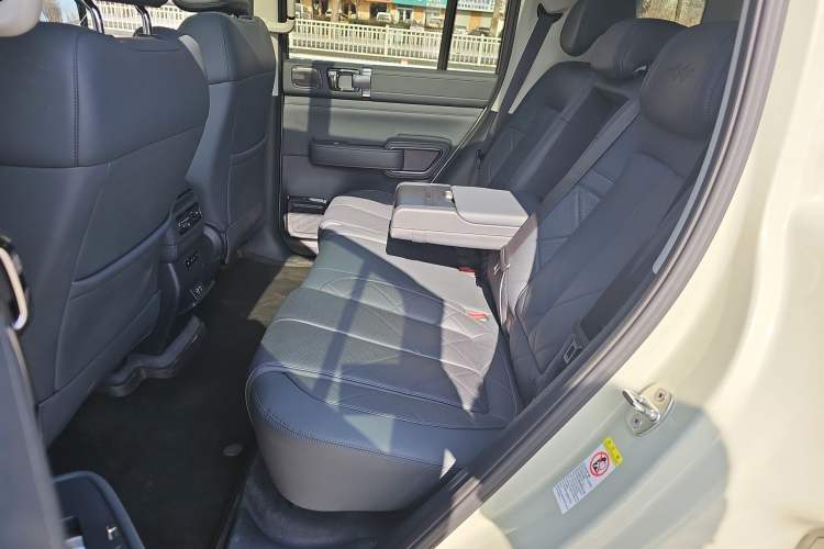 Used Formula Leopard 5 2025 TianShen Intelligent Driving Ultra Edition Interior 1