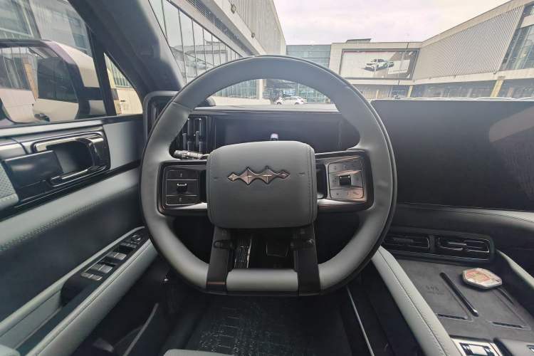 Used Formula Leopard 5 2025 TianShen Intelligent Driving Ultra Edition Interior 3
