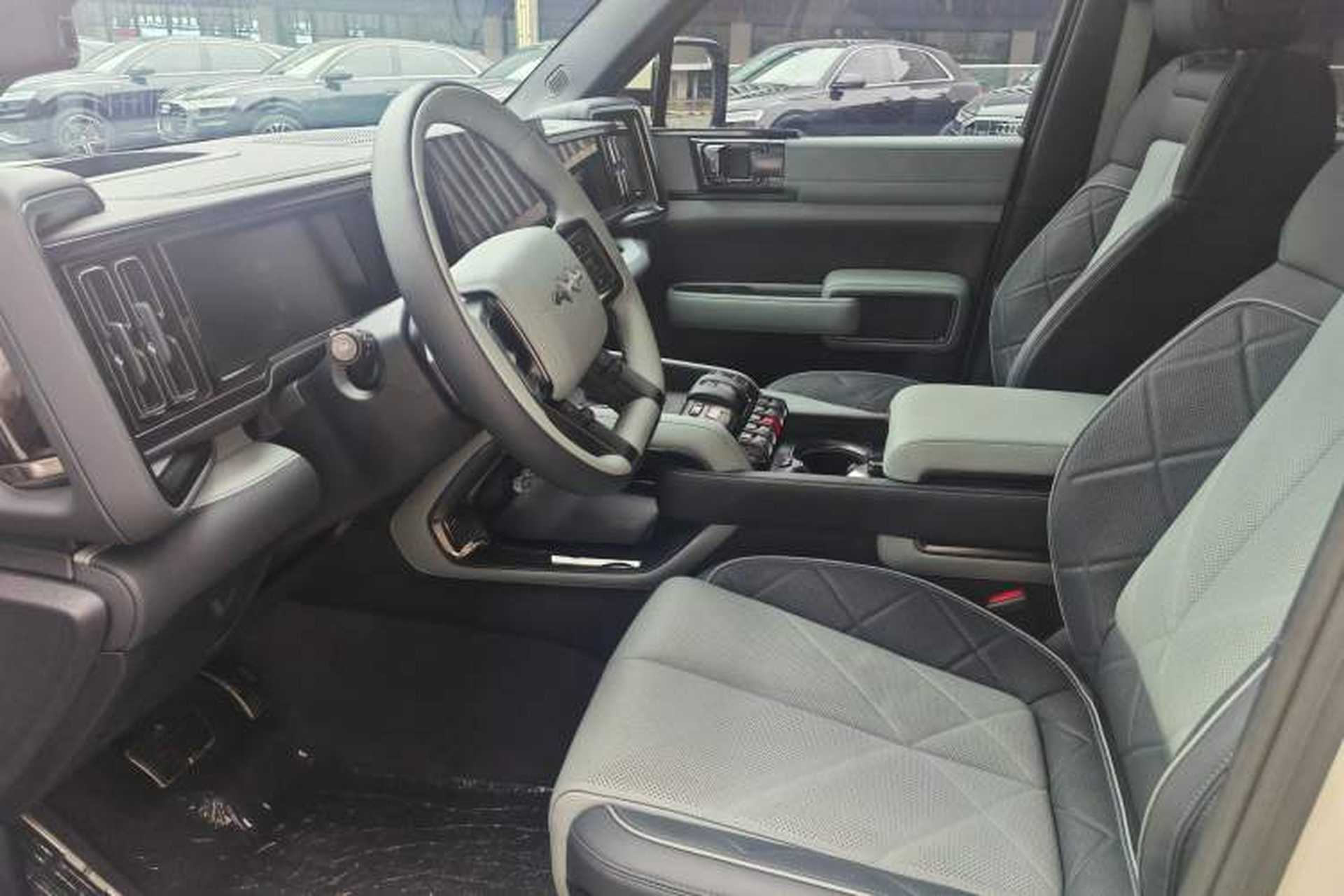 Used Formula Leopard 5 2025 TianShen Intelligent Driving Ultra Edition Interior 9