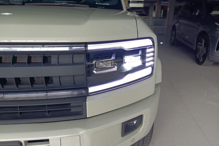 Used Formula Leopard 5 2025 TianShen Intelligent Driving Ultra Edition Left Front Headlight