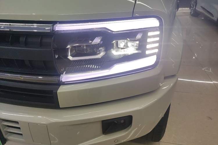 Used Formula Leopard 5 2025 TianShen Intelligent Driving Ultra Edition Left Front Headlight