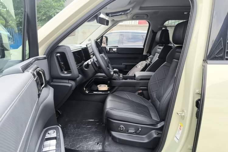 Used Formula Leopard 5 2025 TianShen Intelligent Driving Ultra Edition Left Front Seat