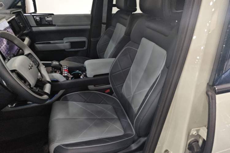 Used Formula Leopard 5 2025 TianShen Intelligent Driving Ultra Edition Left Front Seat