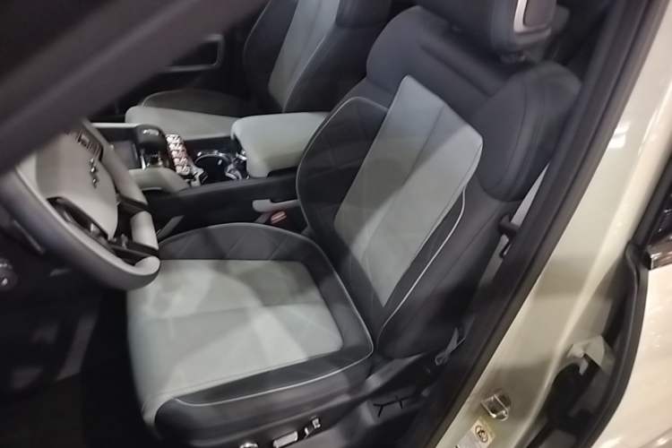 Used Formula Leopard 5 2025 TianShen Intelligent Driving Ultra Edition Left Front Seat