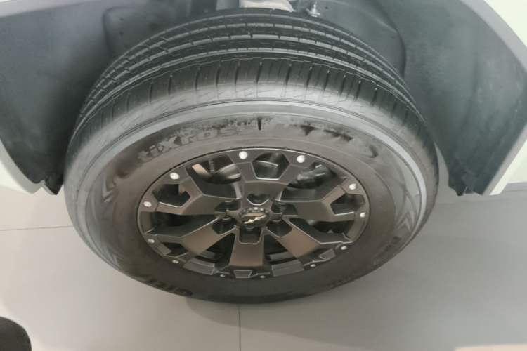 Used Formula Leopard 5 2025 Cloud Ride Laser-based Kunpeng Intelligent Driving Edition Left Front Wheel Hub