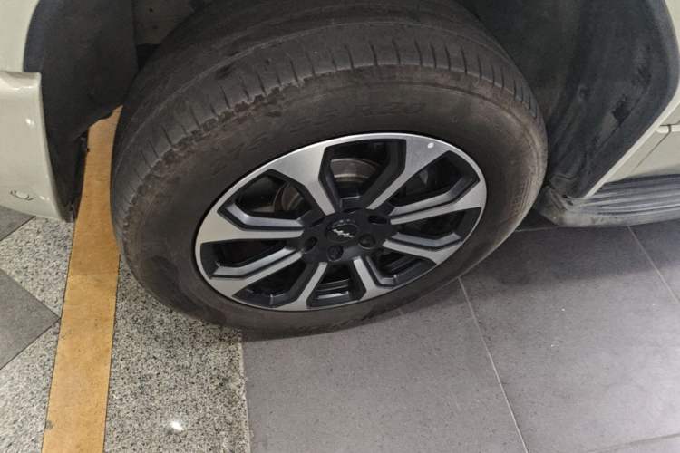 Used Formula Leopard 5 2025 TianShen Intelligent Driving Ultra Edition Left Front Wheel Hub