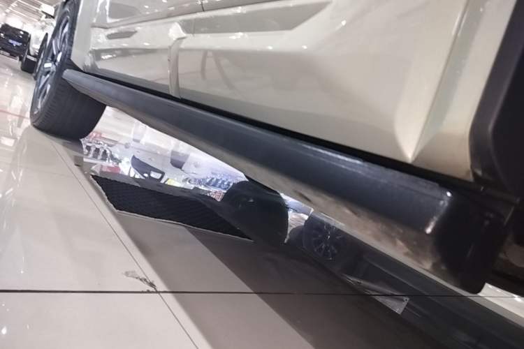 Used Formula Leopard 5 2025 TianShen Intelligent Driving Ultra Edition Left Side Sill